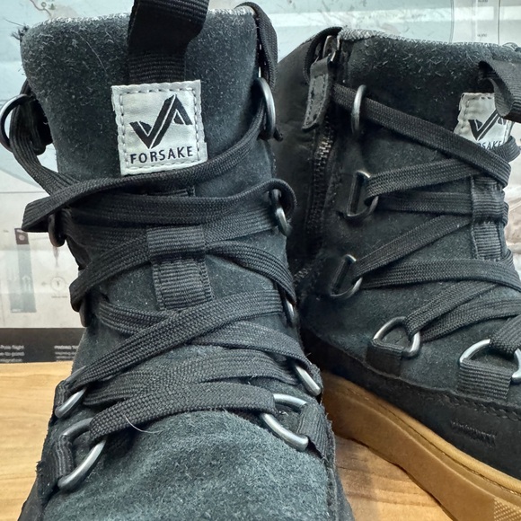 Forake Boots - Picture 9 of 10